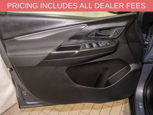 Used 2023 Chevrolet Bolt LT w/ Driver Confidence Package FWD image 10