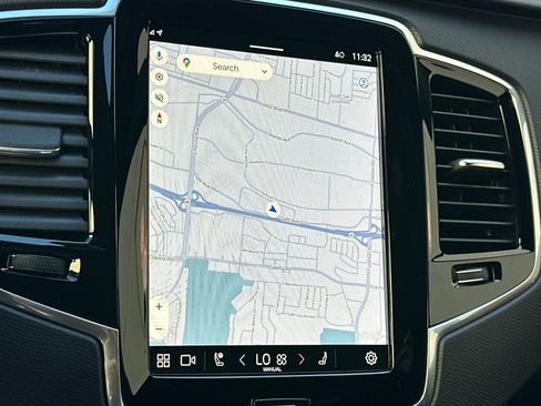 Certified 2025 Volvo XC90 B5 Plus w/ Protection Package Premier image 23