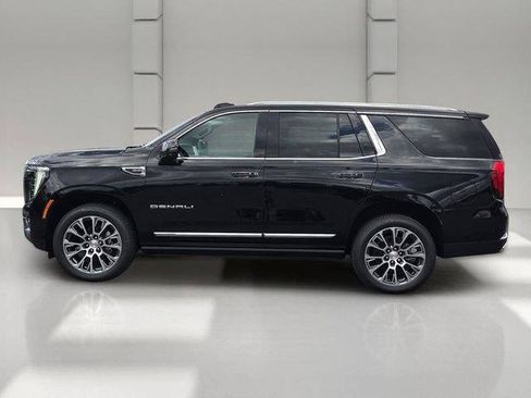 New 2026 GMC Yukon Denali w/ Denali Reserve Package AWD/4WD image 2