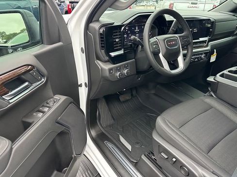 New 2025 GMC Sierra 1500 Elevation w/ LPO, Elevation Black Package image 17