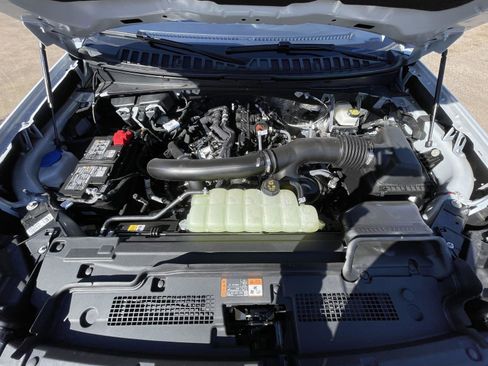 New 2025 Ford Expedition Active image 55