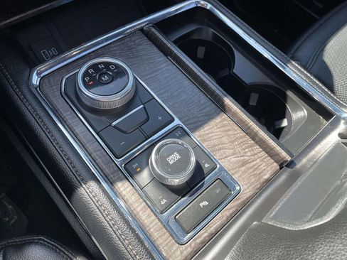 Used 2021 Ford Expedition Max Limited image 26