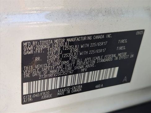 Certified 2025 Toyota RAV4 LE FWD image 29