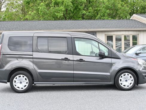 Used 2018 Ford Transit Connect XL FWD image 10