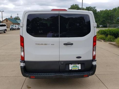 Used 2018 Ford Transit 150 XL RWD image 4