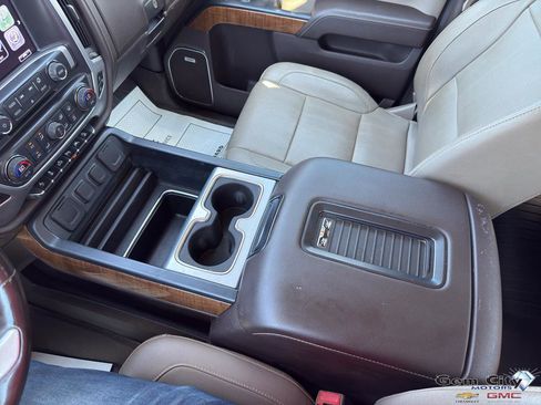 Used 2018 GMC Sierra 1500 SLT image 22