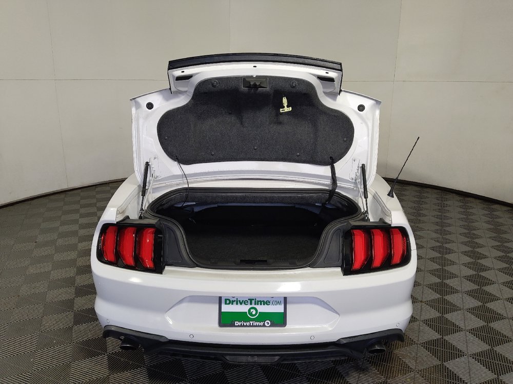 Used 2021 Ford Mustang Premium RWD image 29