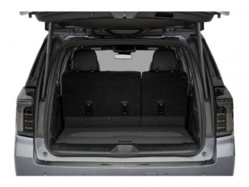 New 2026 Chevrolet Suburban LT w/ Comfort Package image 13