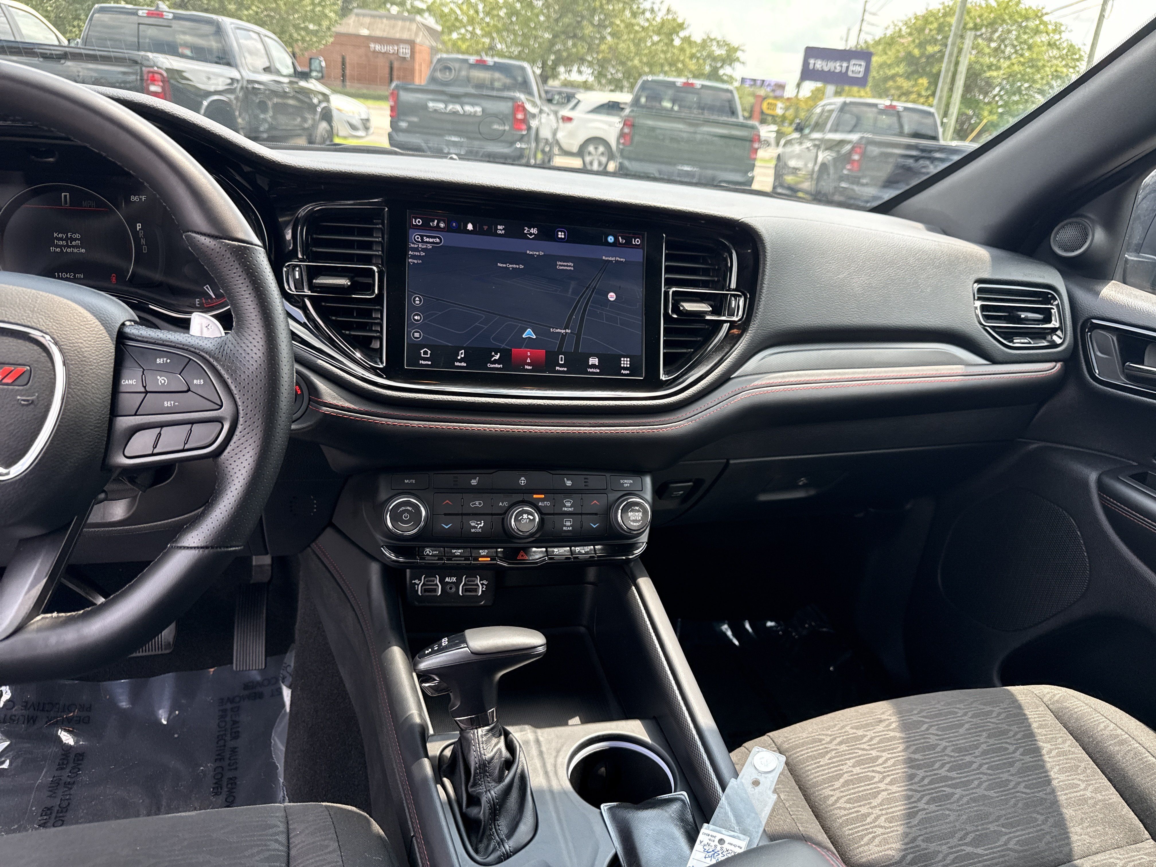 Used 2025 Dodge Durango GT RWD image 29
