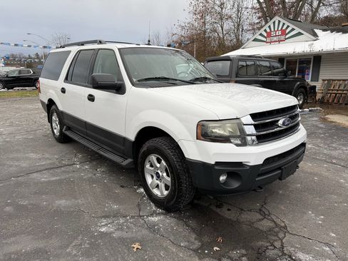 Used 2015 Ford Expedition EL XL w/ Equipment Group 101A image 2