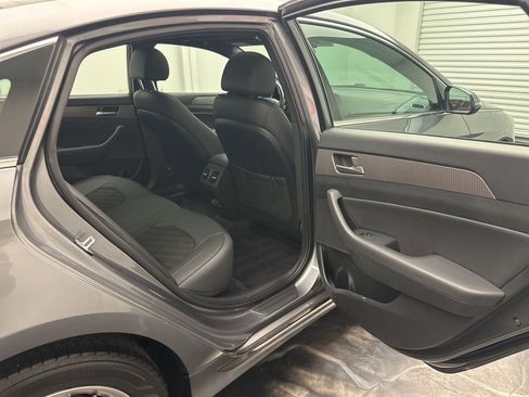 Used 2018 Hyundai Sonata Sport image 7