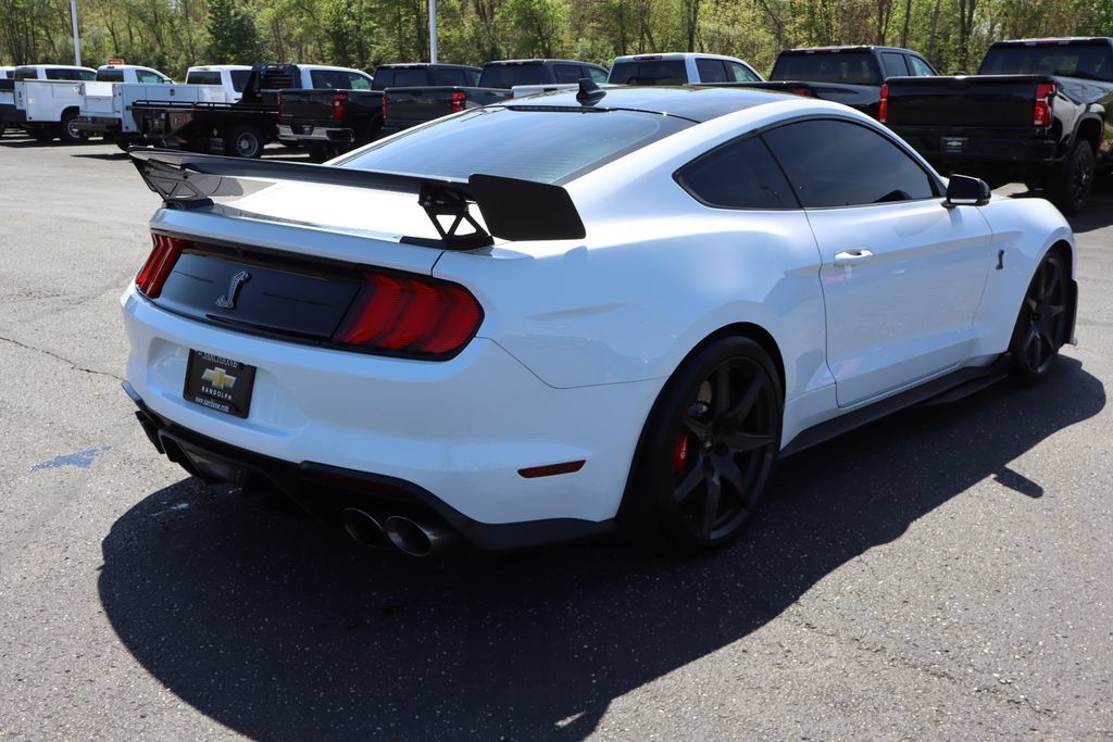 Used 2021 Ford Mustang Shelby GT500 w/ Carbon Fiber Track Pack RWD image 35