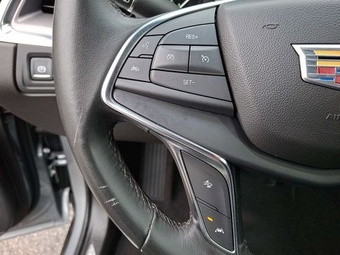 Used 2023 Cadillac XT5 Luxury image 21