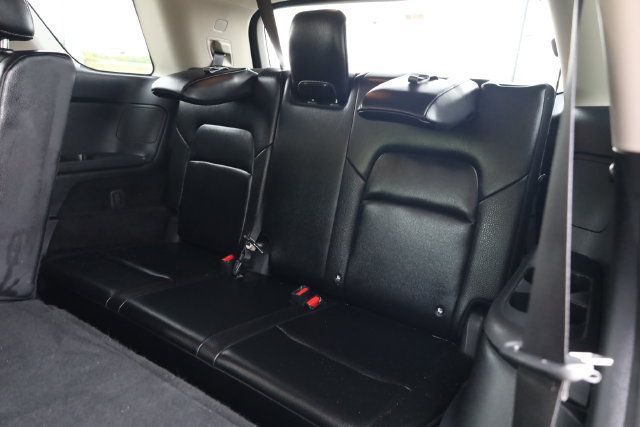 Used 2024 Nissan Pathfinder SL AWD/4WD image 28