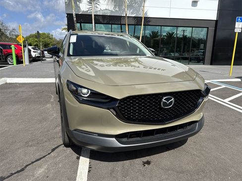 New 2024 MAZDA CX-30 Carbon image 8