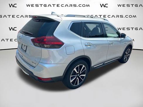 Used 2019 Nissan Rogue SL w/ Premium Package FWD image 23