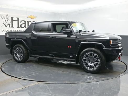 Used 2024 GMC Hummer EV 3X w/ LPO, Illumination Package image 6