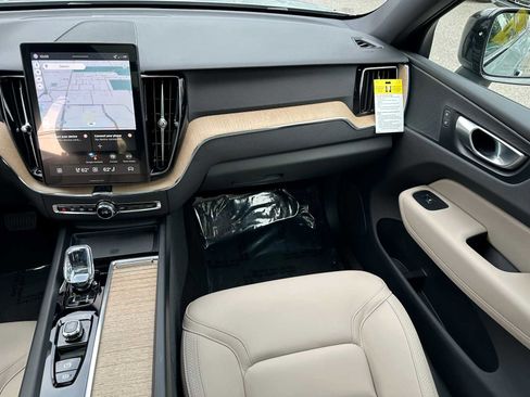 New 2026 Volvo XC60 B5 Plus w/ Protection Package Premier image 18