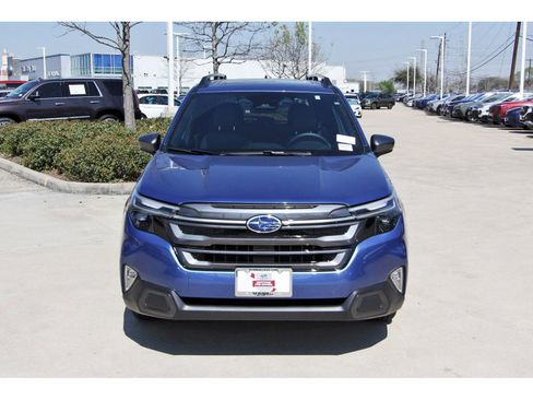 Used 2026 Subaru Forester Limited image 2