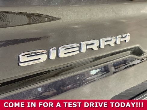 Used 2022 GMC Sierra 1500 SLT w/ SLT Premium Plus Package image 35