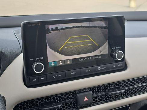 Used 2023 Honda HR-V LX image 20