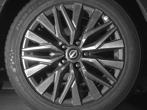 Used 2025 Nissan Altima 2.5 SV image 15