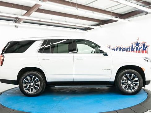 Used 2024 Chevrolet Tahoe LS image 11