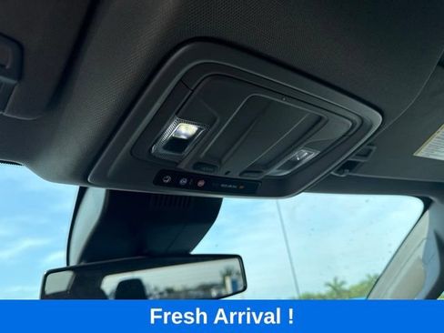 Used 2025 Chevrolet Silverado 1500 Custom AWD/4WD image 8