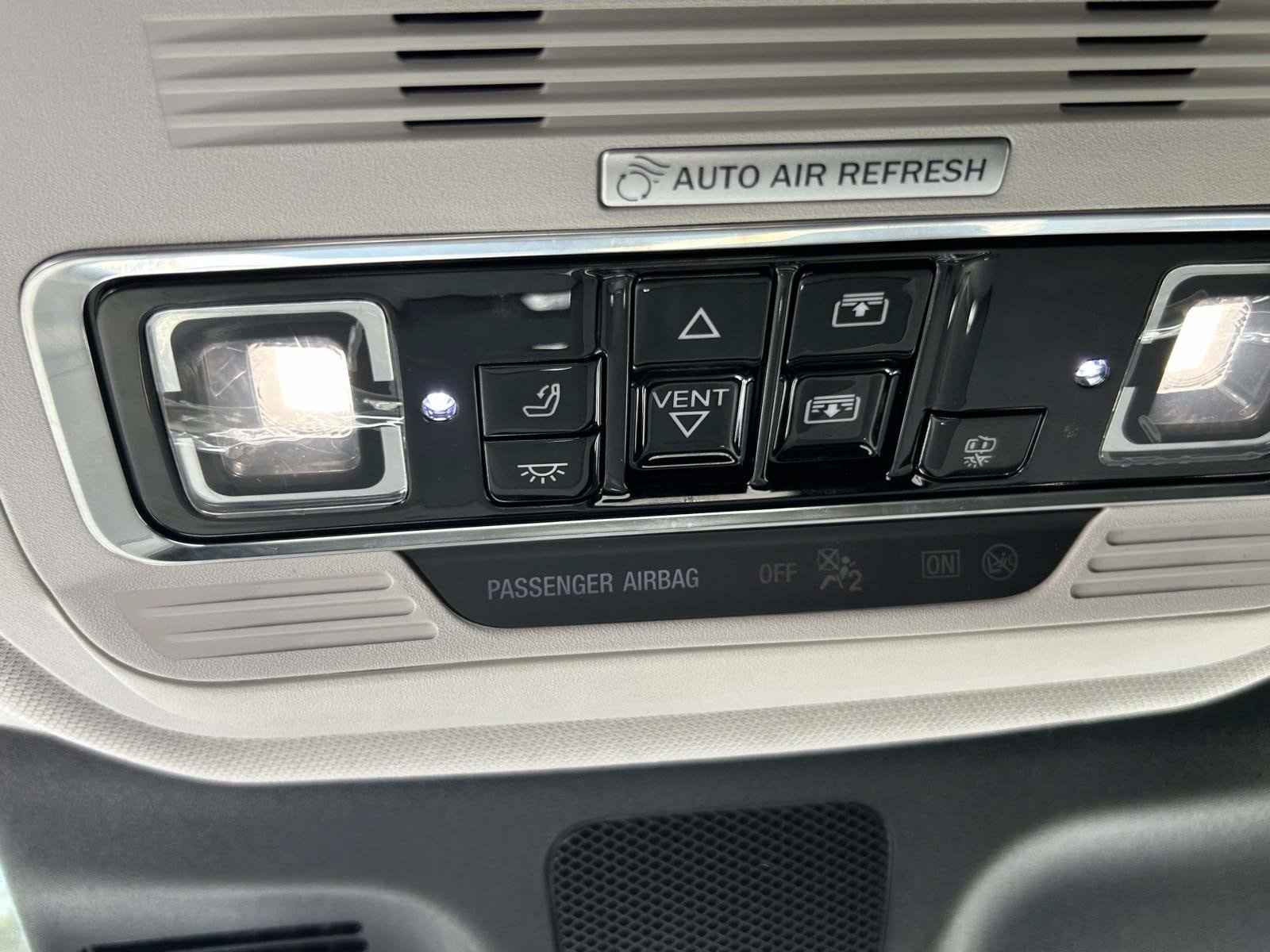 Certified 2025 Lincoln Navigator Reserve AWD/4WD image 32