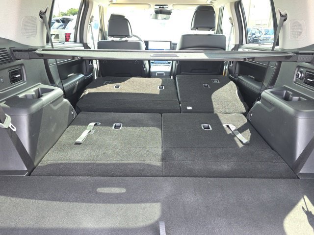 Certified 2025 Hyundai Santa Fe Limited AWD/4WD image 28
