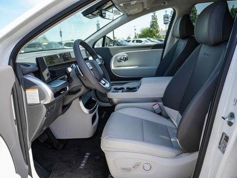 New 2026 Hyundai Ioniq 9 SEL w/ Tow & Go Package AWD/4WD image 22