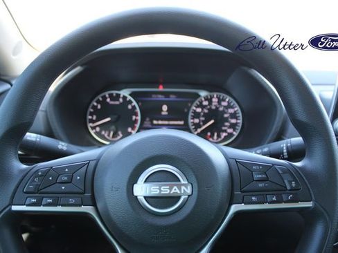 Used 2024 Nissan Sentra SV image 22