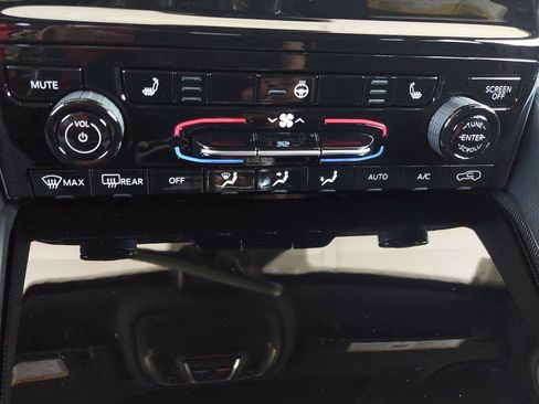 New 2026 Jeep Grand Cherokee Laredo X RWD image 34