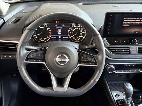 Used 2023 Nissan Altima 2.5 SL AWD/4WD image 14