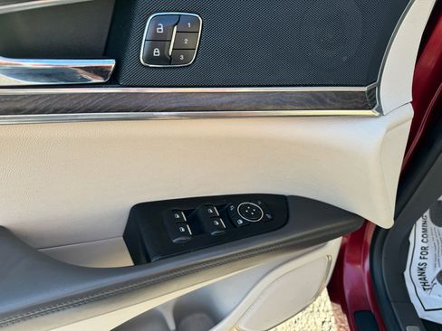 Used 2017 Lincoln MKX Reserve w/ Lincoln MKX Climate Package image 13