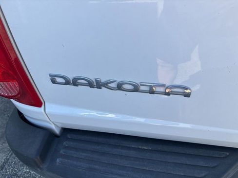 Used 2007 Dodge Dakota ST RWD image 6
