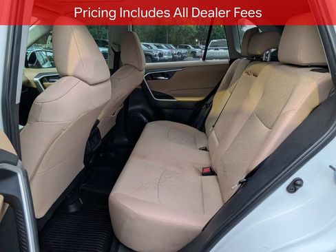 Certified 2024 Toyota RAV4 XLE w/ Convenience Package AWD/4WD image 15