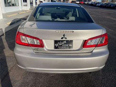 Used 2009 Mitsubishi Galant ES image 6