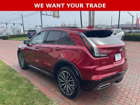 Used 2025 Cadillac XT4 Sport image 10