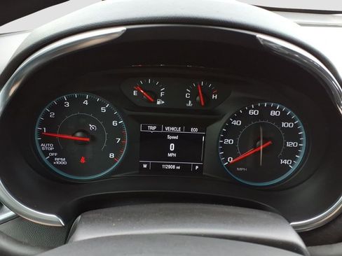 Used 2021 Chevrolet Malibu LT FWD image 12