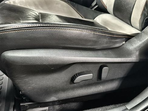 Used 2021 Subaru Crosstrek 2.5i Limited w/ Moonroof Package 2 image 13