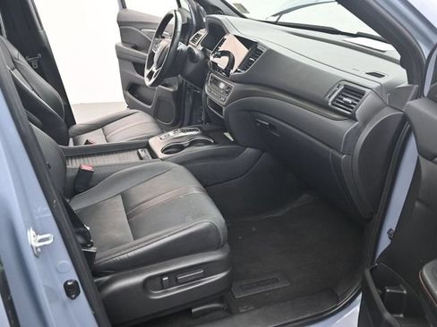 Used 2022 Honda Passport TrailSport image 24
