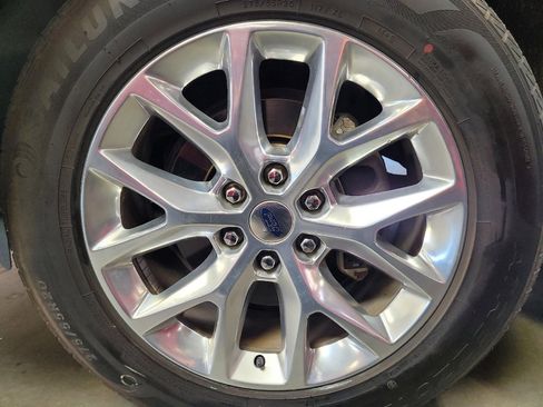 Used 2016 Ford Expedition Limited RWD image 31
