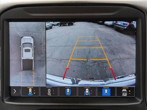 Used 2021 GMC Sierra 1500 AT4 w/ AT4 Premium Package image 12