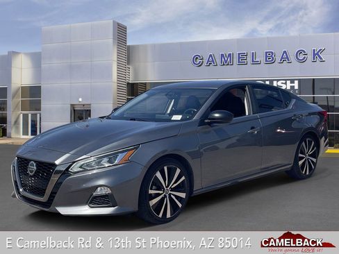 Used 2019 Nissan Altima 2.5 SR FWD image 1