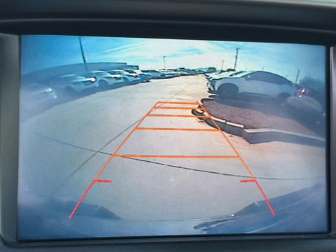 Used 2017 Chevrolet Colorado LT w/ LT Convenience Package image 26