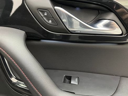 Used 2025 Chevrolet Blazer RS image 27