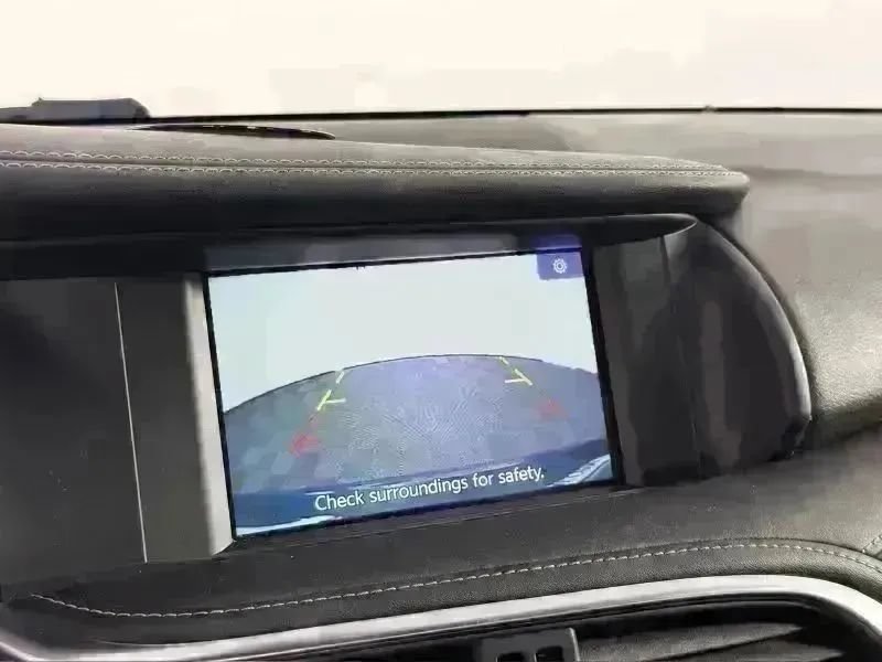 Used 2017 INFINITI QX30 FWD image 39