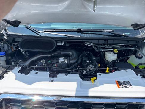 New 2025 Ford Transit 250 148 Medium Roof Extended AWD image 33