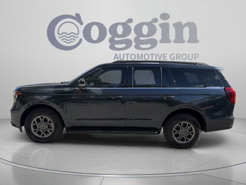 New 2026 Ford Expedition Active AWD/4WD image 2